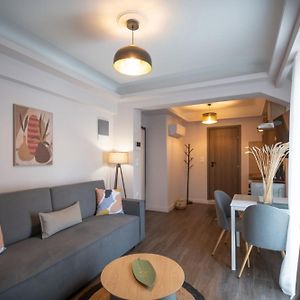 Niki Athens Suites - Sunny Suite In Athens Historic Center