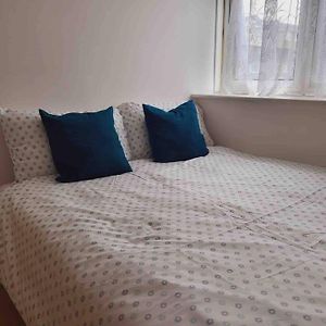 Chambre Budgétée Lit King-Size