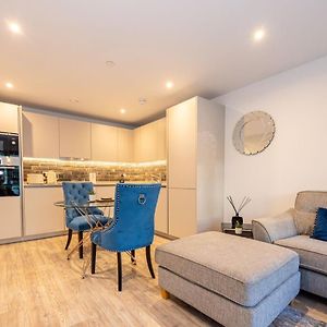 Appartement à 2 Chambres à Coucher