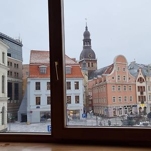 City Inn 2 Bedroom Apartment Next To City Hall With Parking