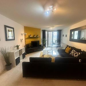 Appartement à 2 Chambres à Coucher