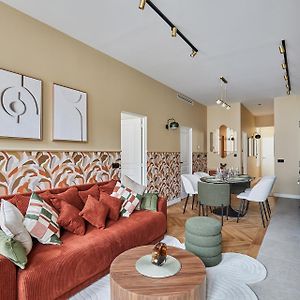 Appartement à 2 Chambres à Coucher