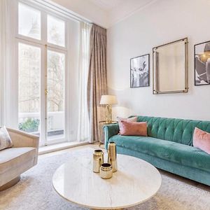 Appartement à 2 Chambres à Coucher