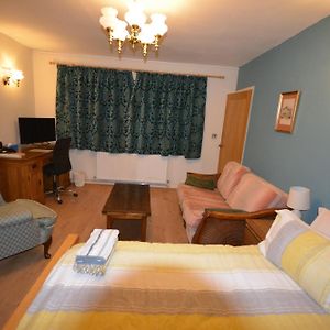 Double Bed With Patio