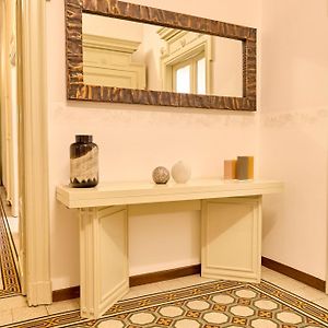 Appartement à 3 Chambres à Coucher