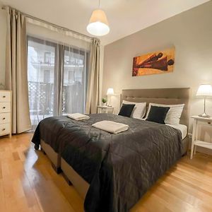 K321 Elitehost Kiraly Central