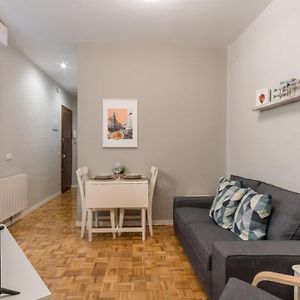 Wide & Modern- 3Bd 1Bth- Delicias
