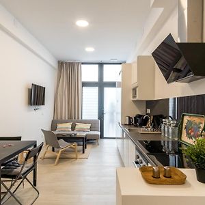 Modern Comfy-1Bedroom 1Bathroom-Prosperidad