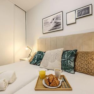 Appartement à 2 Chambres à Coucher