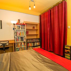 The Book Nest
