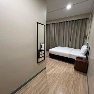Chambre Standarde Lit Queen-Size