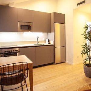 Appartement à 3 Chambres à Coucher