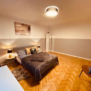 Clicktheflat Karmelicka Apart Rooms