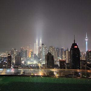 Regalia Comfort Suites Klcc Skypool