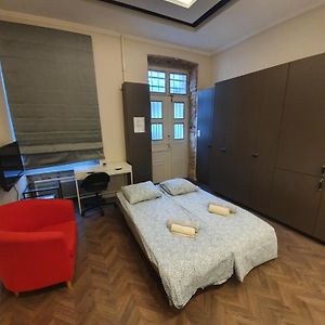 Sweet Apartment