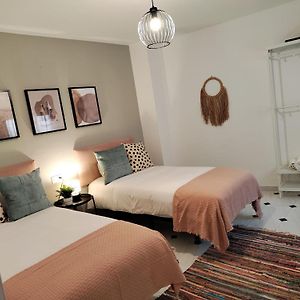 Wintowinrentals Your Home Steps From The Center
