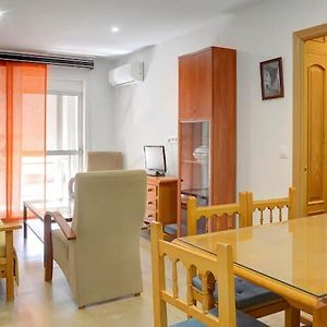 Appartement à 3 Chambres à Coucher