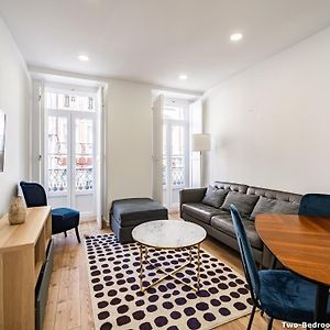 Appartement à 2 Chambres à Coucher