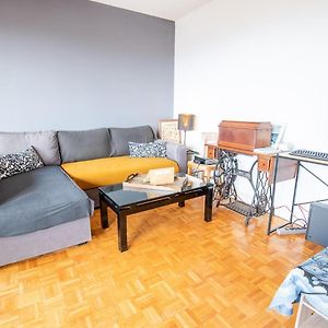 Appartement à 2 Chambres à Coucher