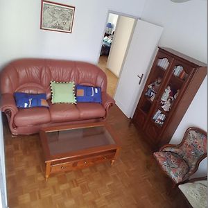 Appartement à 3 Chambres à Coucher