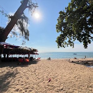 Pattaya Pool Villa39A 300 Mater To Beach Gate Exit