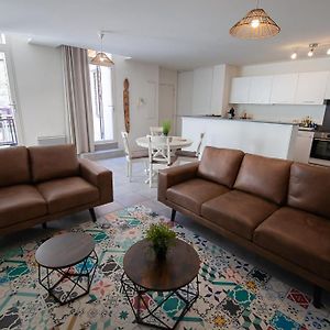 Appartement à 2 Chambres à Coucher