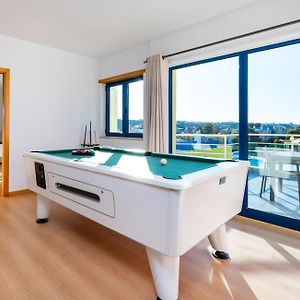 Penthouse 160Sqm Wide Terraces Pool View & Private Hot Tub & Parking