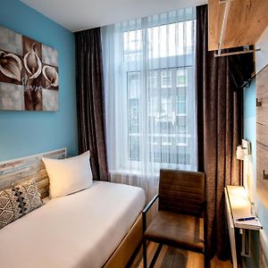 Chambre Petite Simple