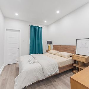 5256 suite 101