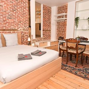 Family Duplex Getaway - Perfectly Positioned For City Adventures