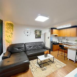 Villa à 2 Chambres à Coucher