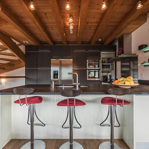 Chalet Omaroo Morzine - By Emerald Stay
