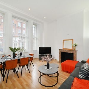 Appartement à 3 Chambres à Coucher