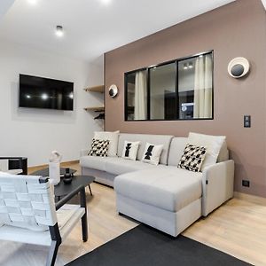 Appartement à 2 Chambres à Coucher