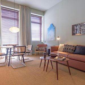 Appartement à 2 Chambres à Coucher