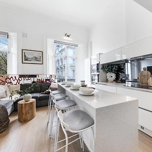 Appartement à 2 Chambres à Coucher