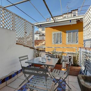 Del Guanto Apartment By Mamo Florence