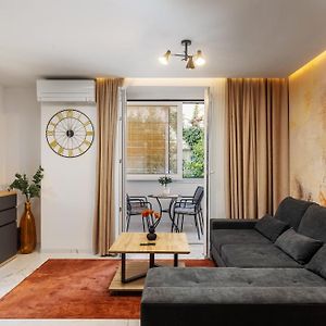 Appartement à 2 Chambres à Coucher
