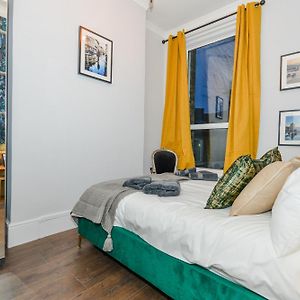 Cosy 1 Bedroom Home For Small Families