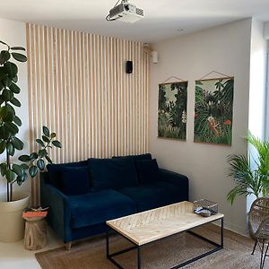 Appartement à 2 Chambres à Coucher