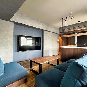 Suite à 2 Chambres à Coucher