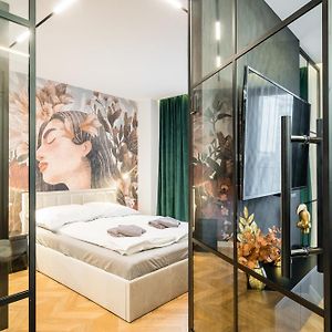 Greendustry Zablocie Luxury Apartments Wawelofts