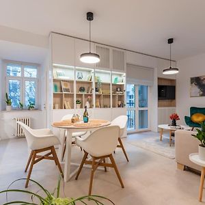 Appartement à 2 Chambres à Coucher