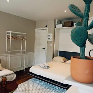 Yukos-Studio Cosy-