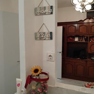 Appartement à 3 Chambres à Coucher