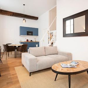 Appartement à 2 Chambres à Coucher