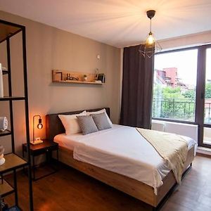 Apartment With Private Parking 2