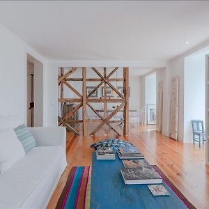 Appartement à 2 Chambres à Coucher
