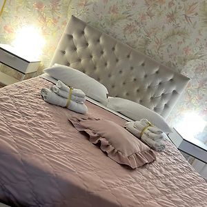 Aurora'S Home