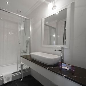 Standard Ground Floor King Room